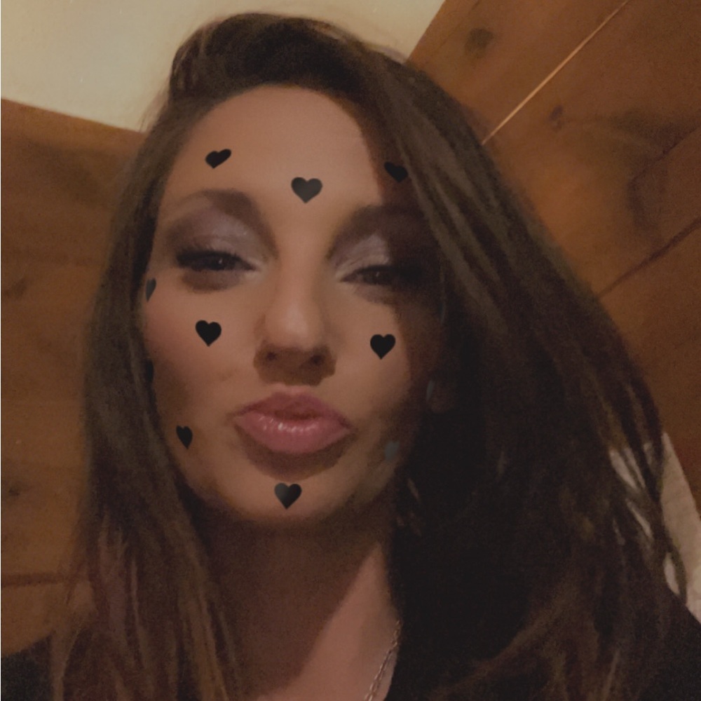 Meet your Posher, Carrie